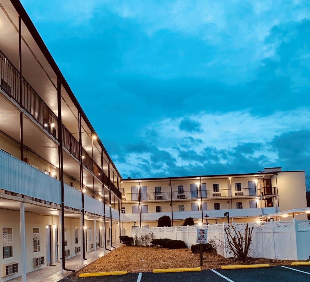 Hotel Baymont By Wyndham Front Royal Near Shenandoah National Park Zewnętrze zdjęcie